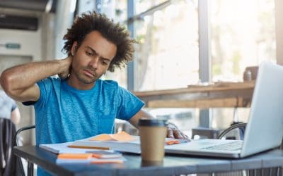 Is Your Smartphone a Pain in the Neck? Chiropractic Tips for the Digital Age